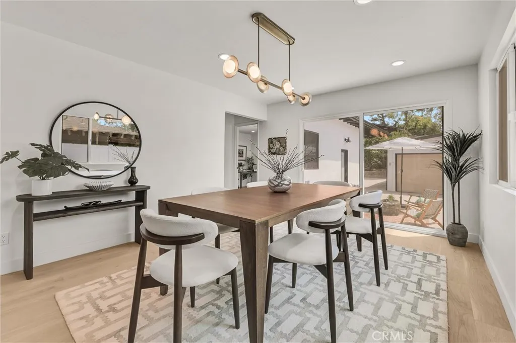 808 S Los Robles Avenue, Pasadena, California 91106 home-pic-19